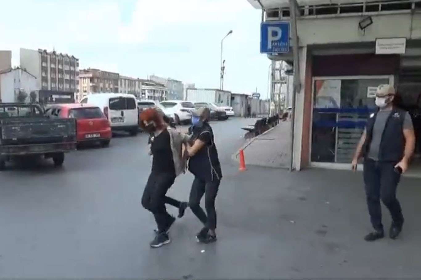 HDP'li Semra Güzel tutuklandı HDP'li Semra Güzel tutuklandı